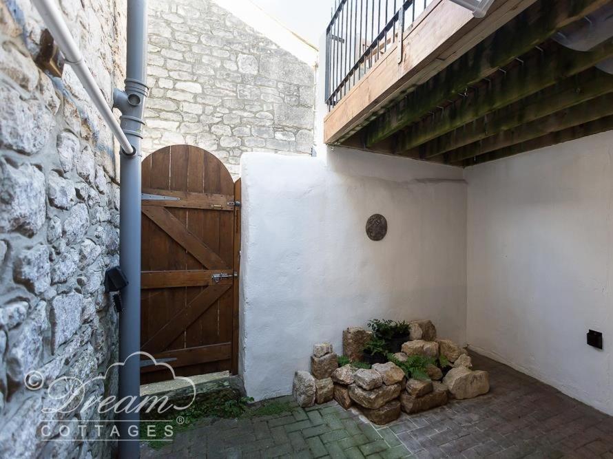 Ammonite Cottage Portland Bagian luar foto